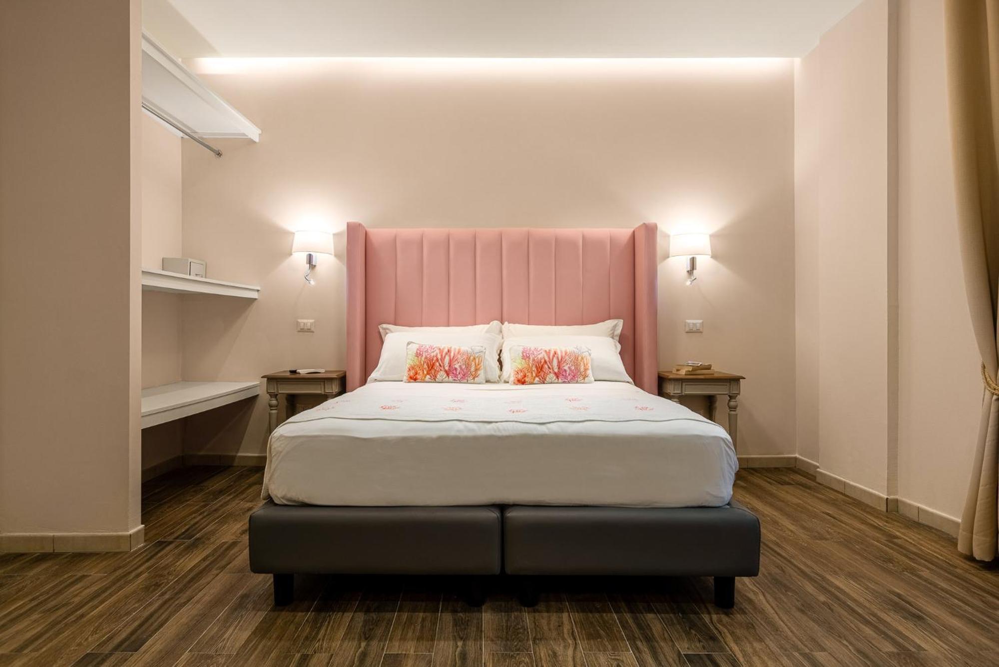 Onda Marina Suites Cagliari Buitenkant foto